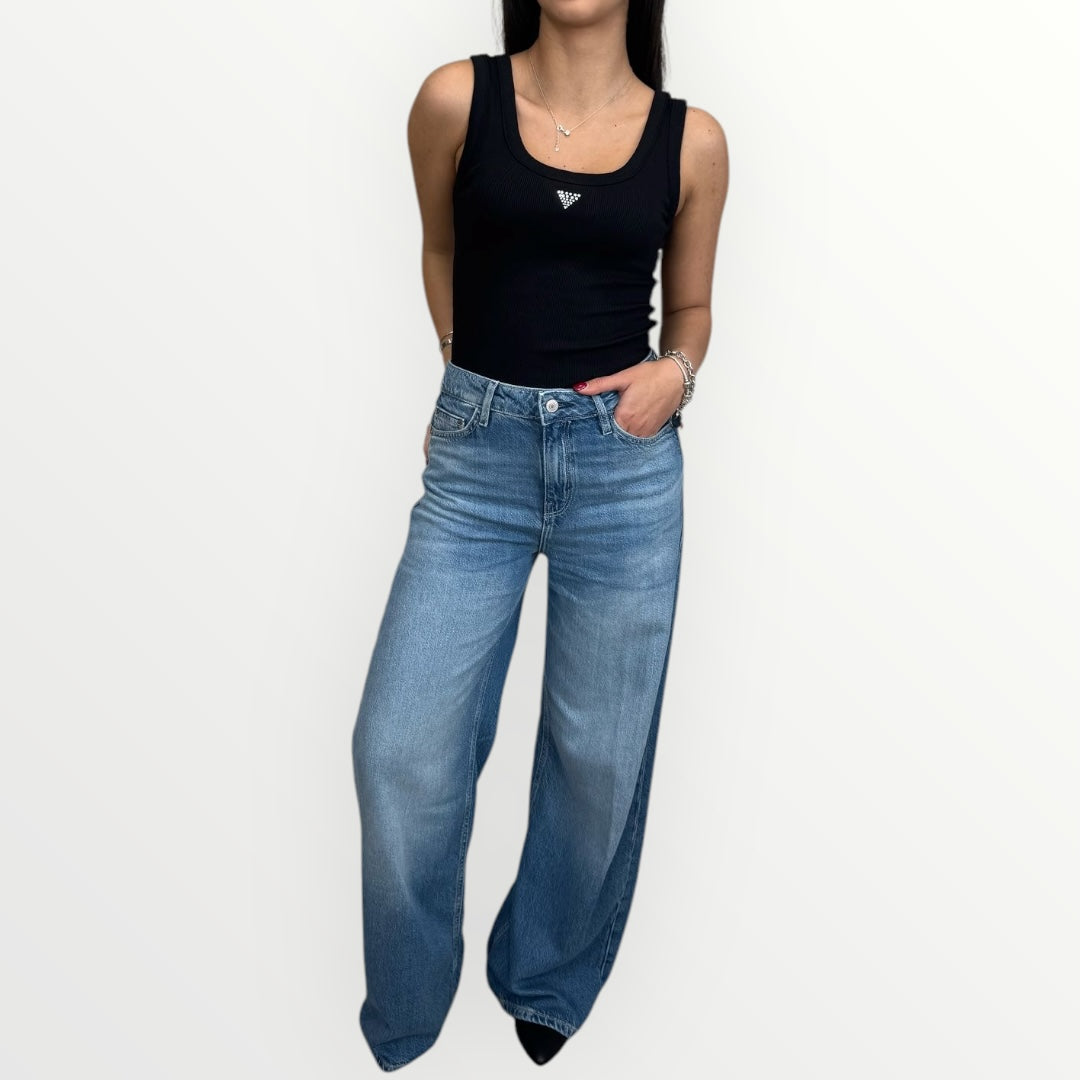 GUESS - CANOTTIERA CON LOGO IN STRASS