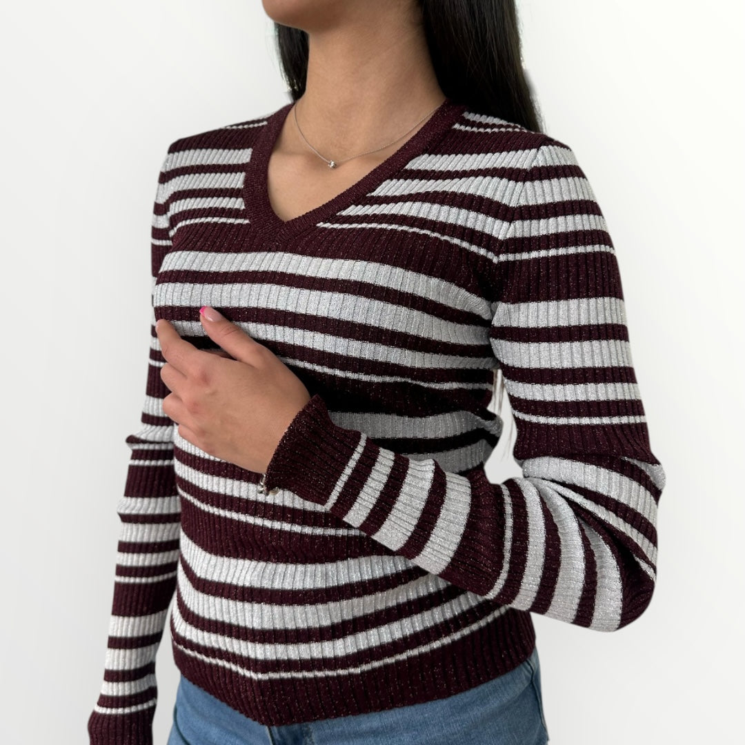ANGELA DAVIS - MAGLIA CON SCOLLO A V