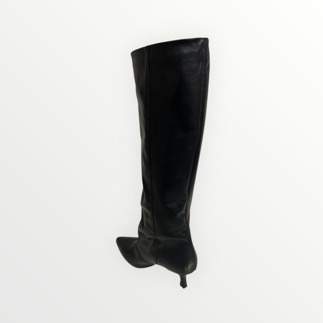 DIVINE FOLLIE - STIVALE CON GAMBALE ARRICCIATO