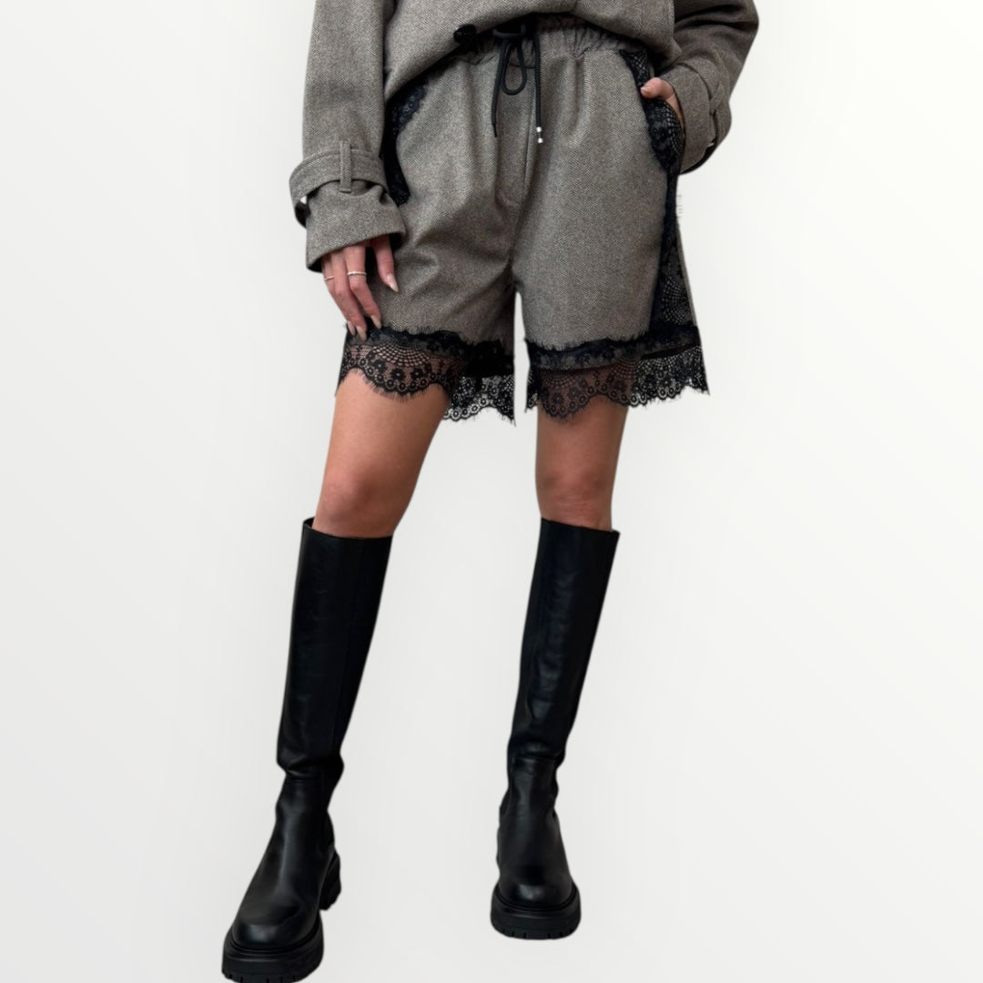 LOFT.73 - SHORT GALEA